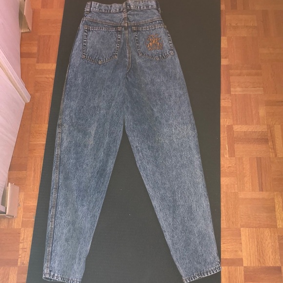 🌟Vintage🌟 high waisted mom jeans size 24 - Picture 3 of 4